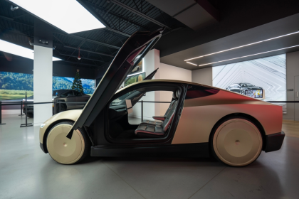 tesla-startet-das-cybercab-und-setzt-alles-auf-robotaxis