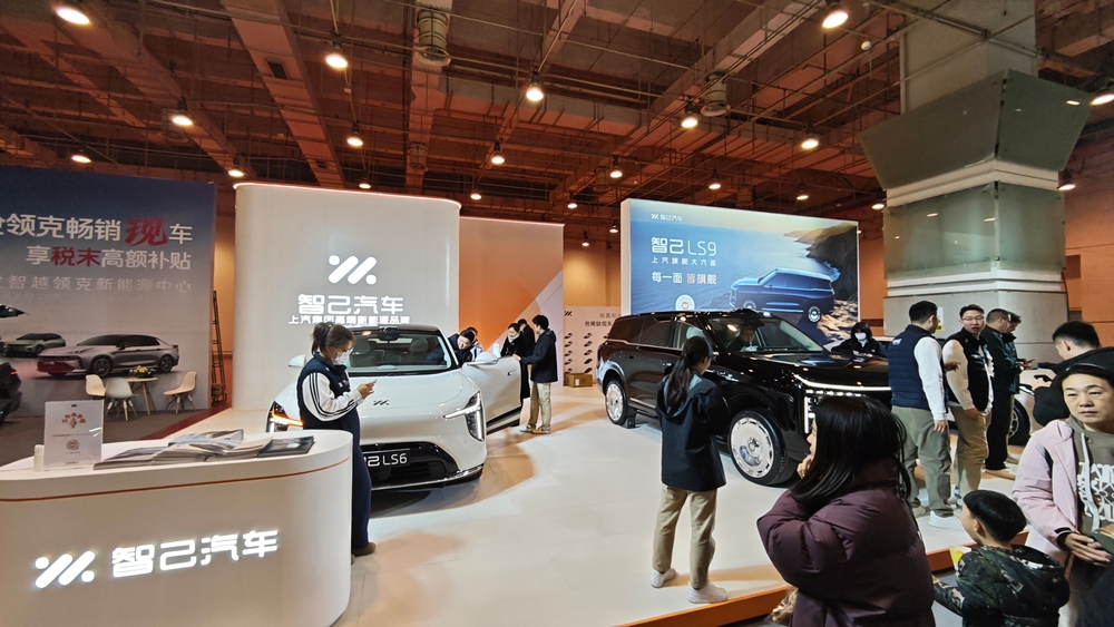 peking-radiert-acht-autobauer-aus-dem-register